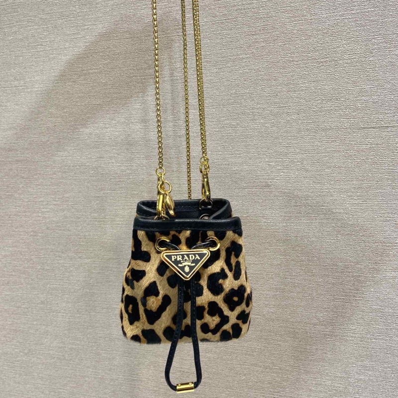Pra*a bucket bags